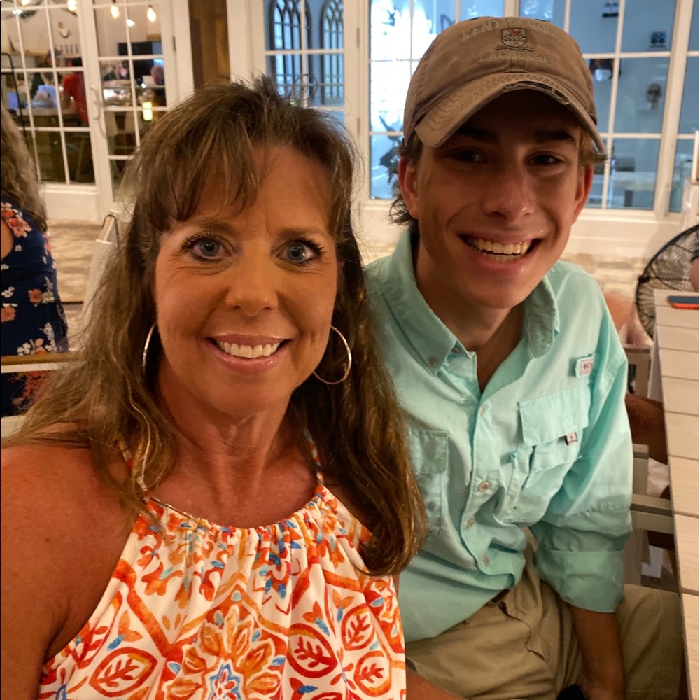 Meet your Posher, Robyn